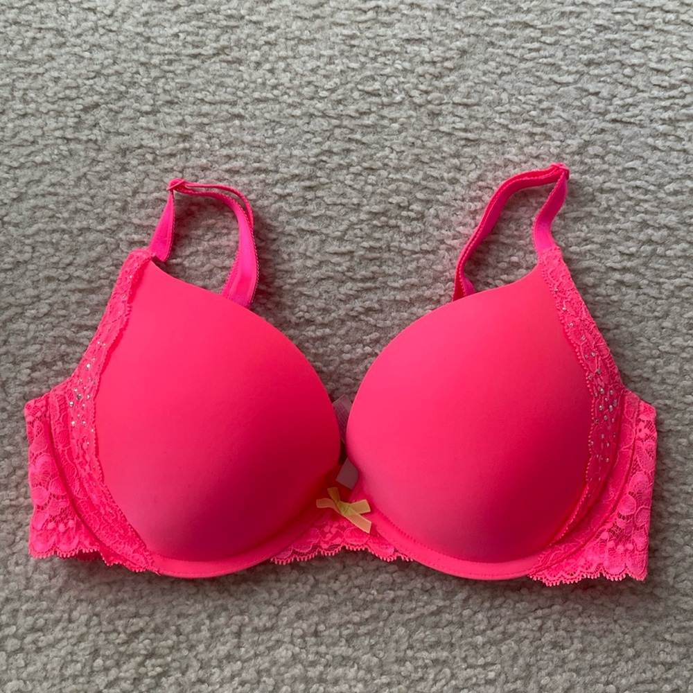 Victoria’s Secret Dream Angels Push-Up Bra